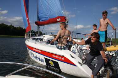 Wycieczka fakultatywna, Szkolenie na sternika motorowodnego + Książka „Vademecum Sternika Motorowodnego”